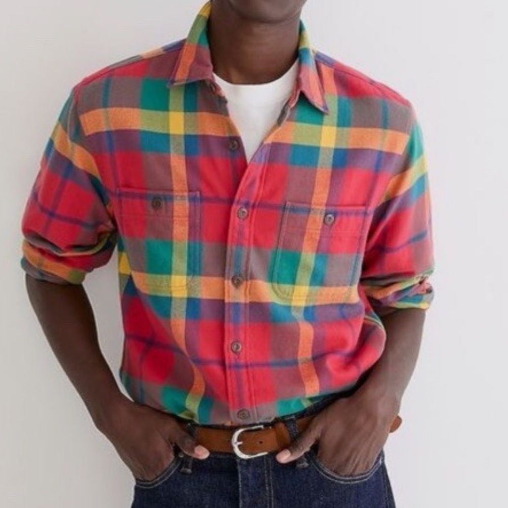 J.Crew Midweight Flannel Workshirt in a multi-color plaid pattern M - Picture 2 of 16